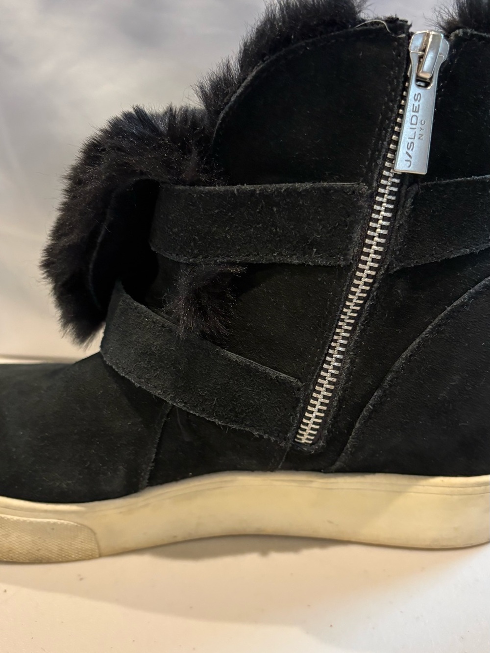 J/Slides Wells boots - faux fur botties in black. Size 7.5 - Picture 15 of 15